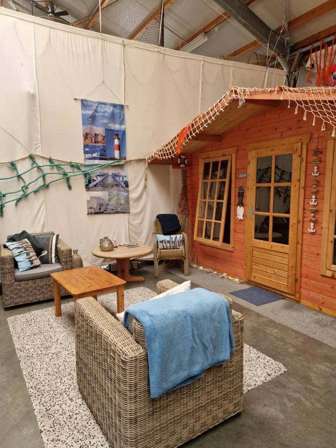 Slaaphuisjes Lauwersmeerplezier! Lauwersoog